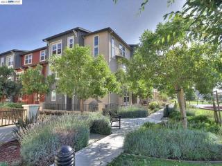 562 Staley Ave, Hayward, CA 94541-6290