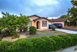 2051 Oakland Ave, Hemet, CA 92544-3176