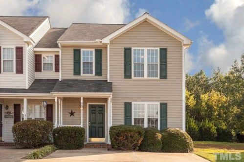 308 Center Heights Ct, Apex, NC 27502-1780