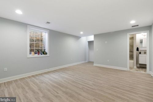 199 Snowden Ln, Princeton NJ 08540-3629 exterior