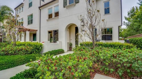 262 Borrego, Irvine, CA 92618-8883