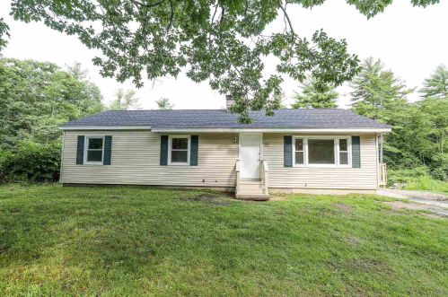 92 Old Chester Rd, Derry, NH 03038-4022