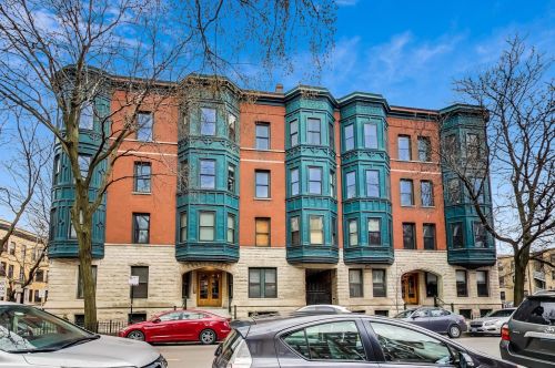 501 Fullerton Pkwy, Chicago, IL 60614-5921