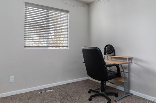 2015 Emilia St, Pueblo, CO 81005-2842