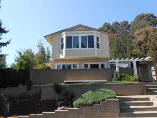 3402 Big Oak Ct, Hayward, CA 94542-2106