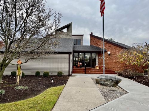 6607 Hearne Rd, Cincinnati OH  45248-8405 exterior