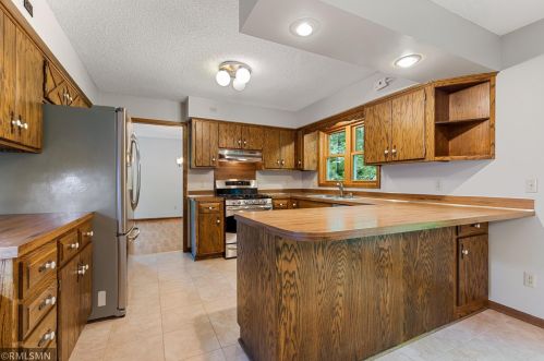 7360 130th St, Saint Paul MN  55124-9501 exterior