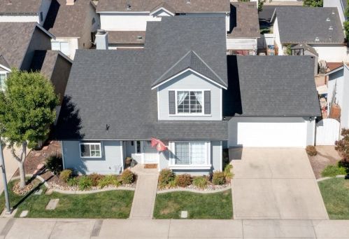 2021 Hearthstone Ln, Modesto, CA 95355-9177