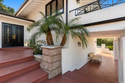 230 Country Hill Rd, Anaheim CA  92808-1352 exterior