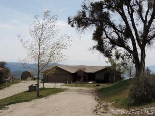 22041 Cody Ct, Tehachapi, CA 93561-7413