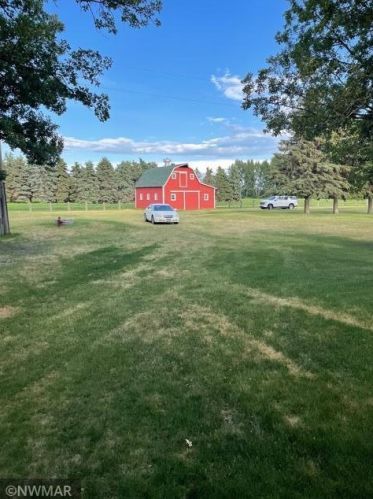 31618 140th Ave, Mentor, MN 56736-9765