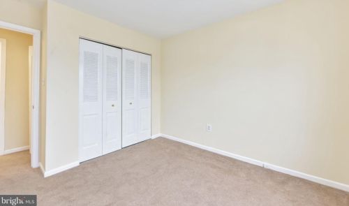 10350 Castlehedge Ter, Silver Spring MD 20902-5808 exterior