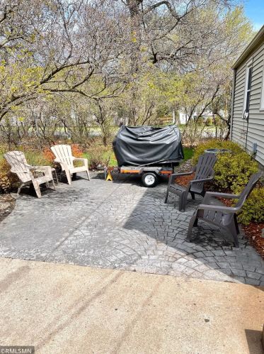 7692 Groveland Rd, Saint Paul MN  55112-3815 exterior