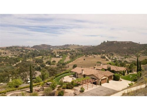 25285 Lisa Marie Cir, Temecula, CA 92590-3900