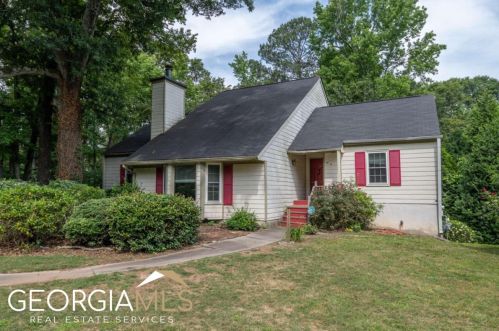 1500 Windy Creek Dr, Watkinsville, GA 30677-4904