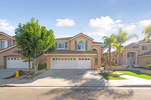 12 Pompeii, Irvine, CA 92606-0602