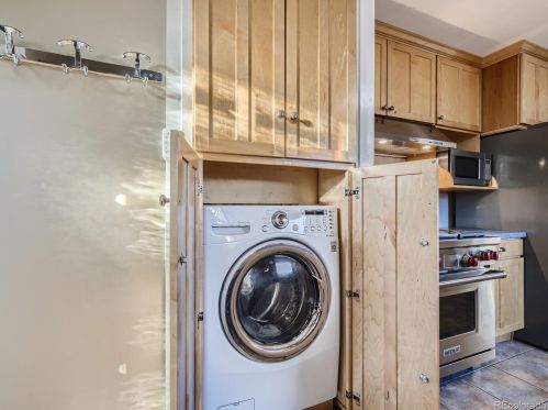 3291 Pearl St, Englewood CO 80113-2713 exterior