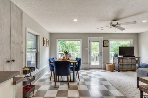 6015 Belgrade Ave, Dallas TX 75227-3608 exterior