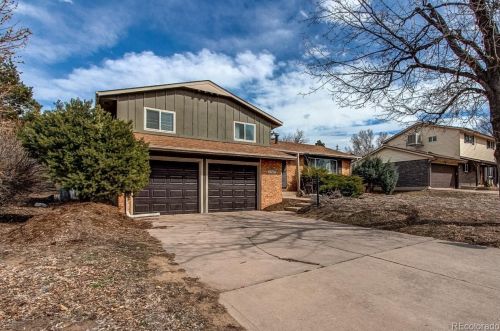 1210 Dearborn St, Denver, CO 80011-6945