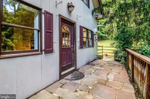 248 Upper Fry Rd, Trenton NJ 08628-2734 exterior