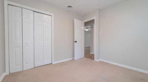 8436 Gordon Dr, Hammond IN  46322-1107 exterior