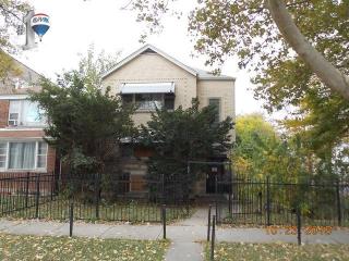 7300 Rockwell St, Chicago, IL 60629-2038