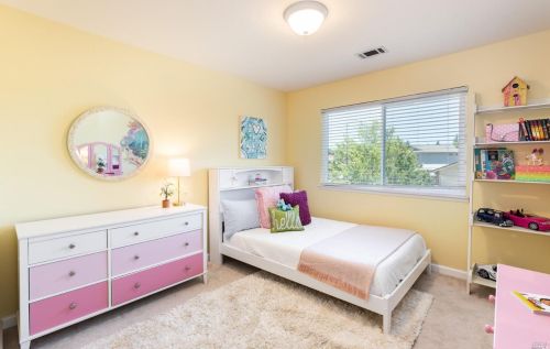 1117 Mountain View Cir, Fairfield CA  94558-5311 exterior
