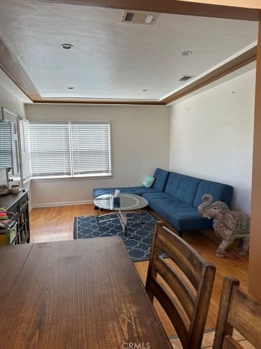 200 Palmer Ave, Glendale CA  91204-2407 exterior