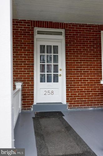 258 Ross St, Lancaster, PA 17602-1940