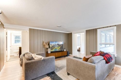 2705 Kirkwood Ln, Minneapolis MN  55441-2925 exterior