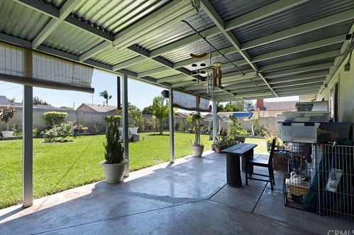 1904 Orange Ave, Anaheim CA  92804-3501 exterior