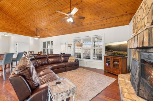 566 Stonebrook Trl, Cleveland GA  30528-8932 exterior