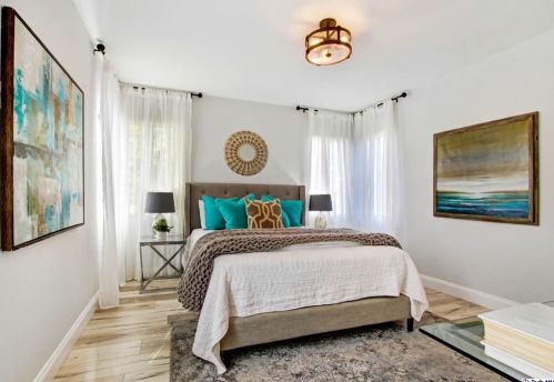 230 Winchester Ave, Glendale CA  91201-1219 exterior