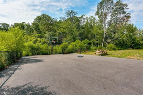 181 Berrywood Dr, Severna Park MD 21146-2030 exterior