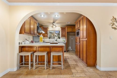 907 Marjan St, Anaheim CA  92806-4823 exterior