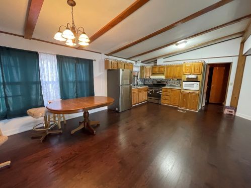 555 Huntsbridge Rd, Matteson IL  60443-2126 exterior
