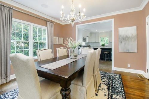 2654 Ellwood Dr, Atlanta GA  30305-3866 exterior