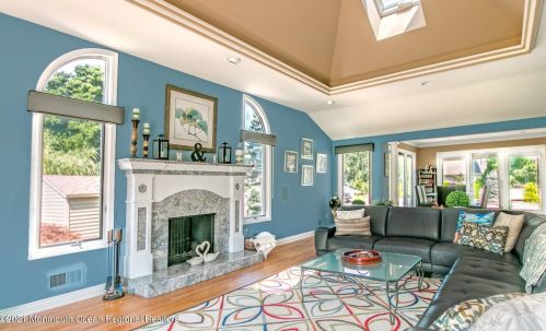 149 Bowne Rd, Tinton Falls NJ  07712-2519 exterior