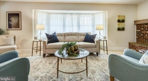 810 Burnt Mills Ave, Silver Spring MD 20901-4506 exterior