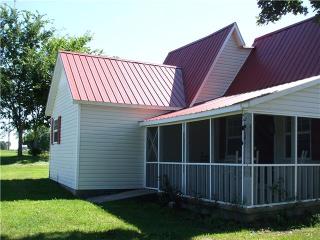 2937 Roberts Ridge Rd, Manchester, TN 37355-4248