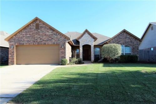 2308 194th St, Edmond, OK 73012-3433