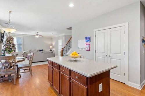 2077 Hatteras Way, Atlanta GA  30318-1085 exterior