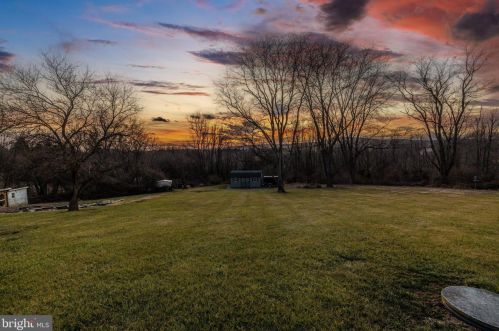 7310 Countryside Dr, Middletown, MD 21769-6908