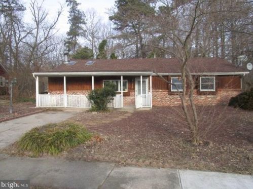 1980 Pine St, Erial, NJ 08081-2136
