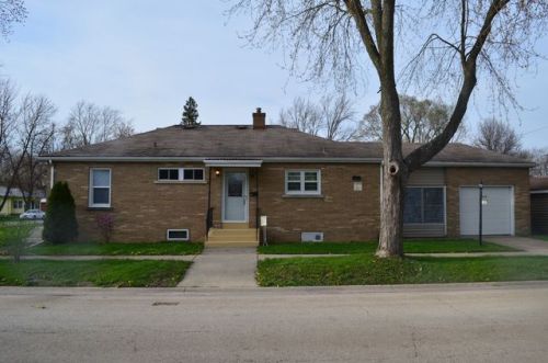1381 Hickory St, Kankakee IL  60901-3119 exterior