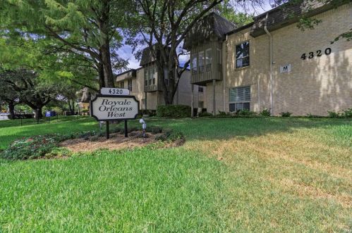 4320 Bellaire Dr, Fort Worth TX  76109-5127 exterior