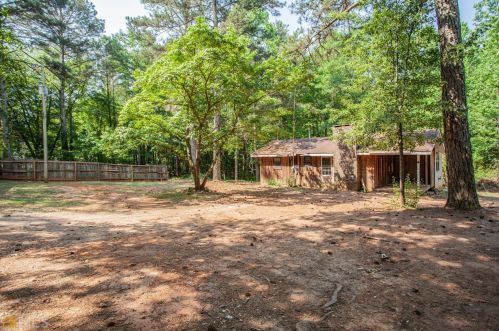 204 Deegee Rd, Carrollton, GA 30117-9293
