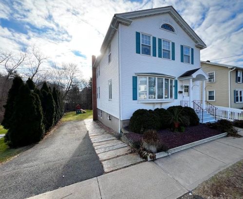 37 Warwick St, Middletown CT  06457-3703 exterior
