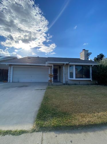 1555 Springville Way, Turlock, CA 95380-2595