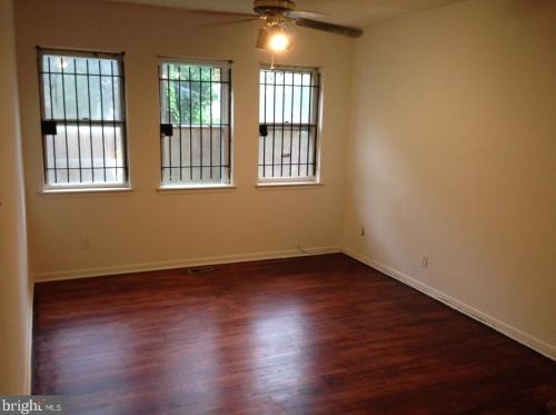 1806 Diamond St, Philadelphia PA  19121-1520 exterior